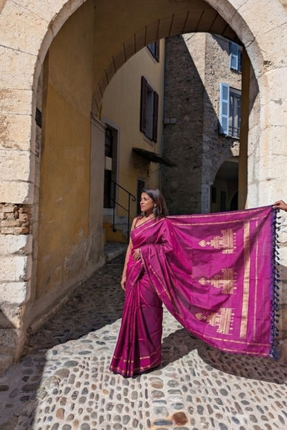 Ratha – Dual-Tone Plum Violet Kanjivaram Silk Saree with Gold Zari Chariot Pallu